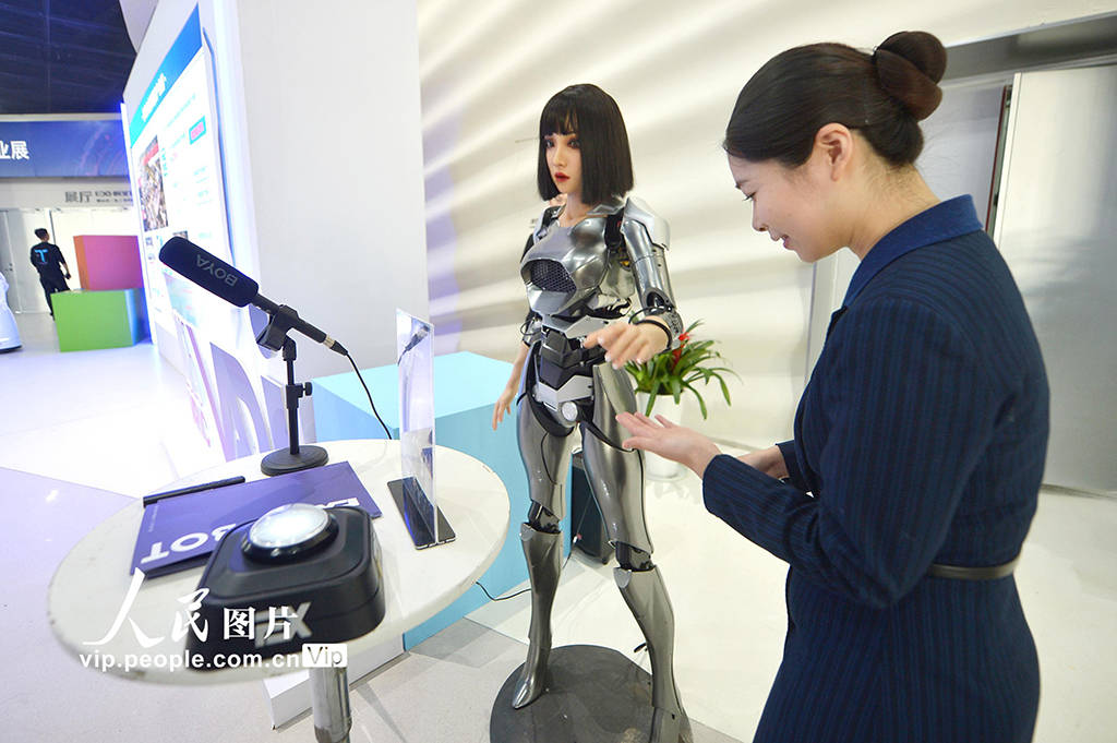 山東：2025青島虛擬現實創新大會啟幕