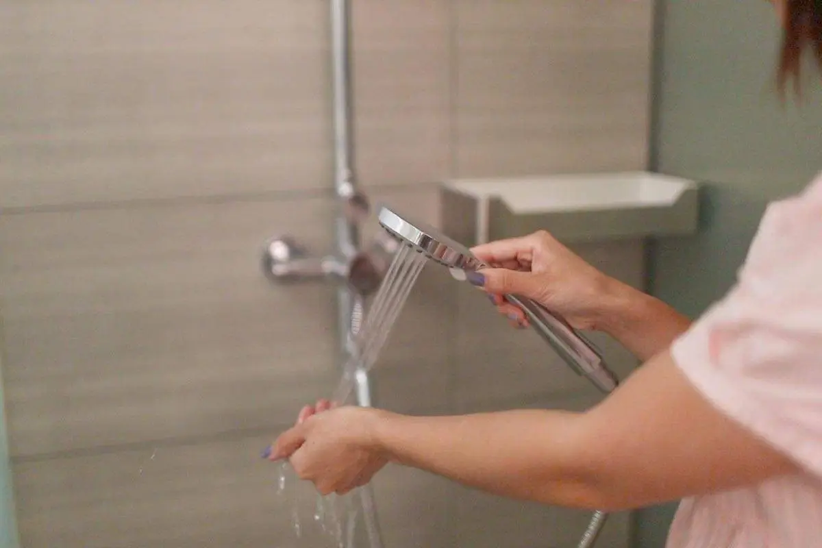 原創坐月子，真的不能洗澡嗎？別再傻傻坐髒月子