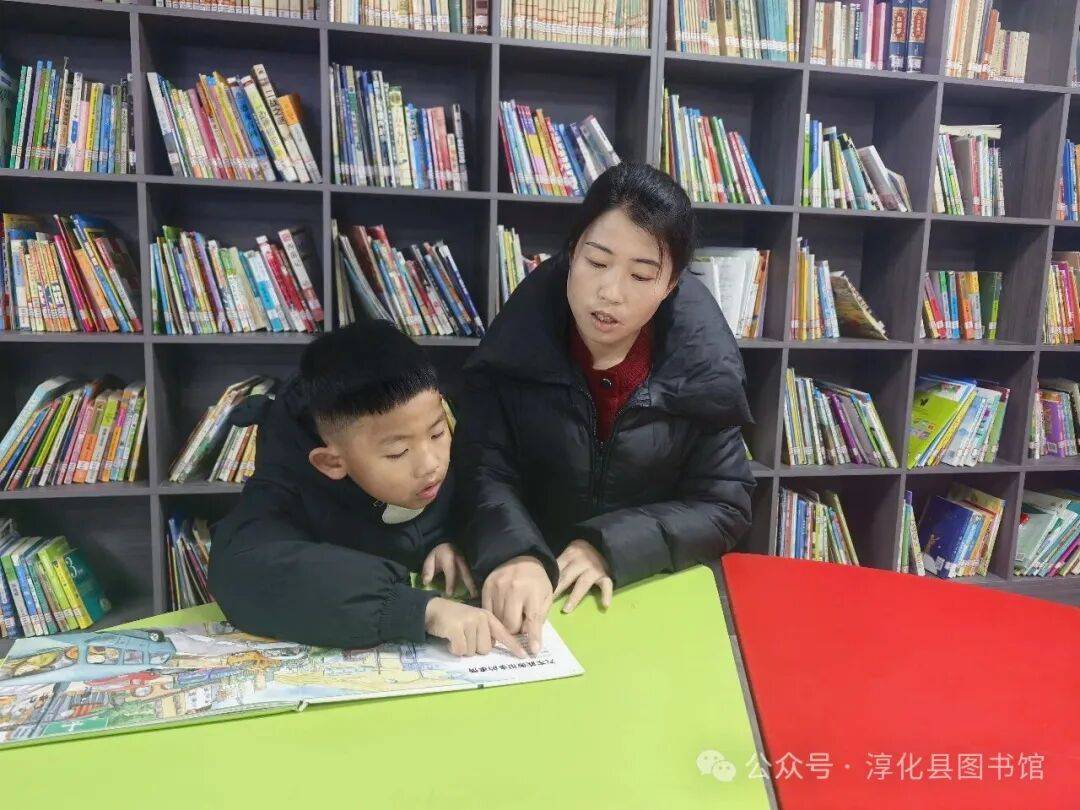 淳化縣圖書館成功舉辦2026元旦朗誦會