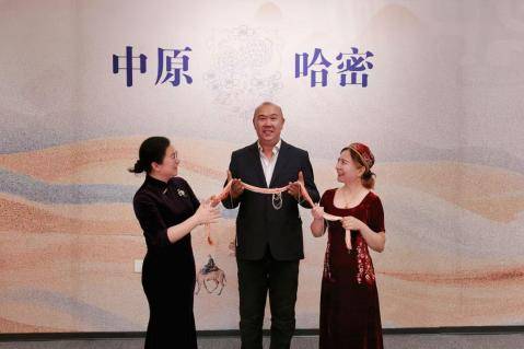 當哈密刺繡遇見洛陽刺繡，一場跨越千里的非遺對話