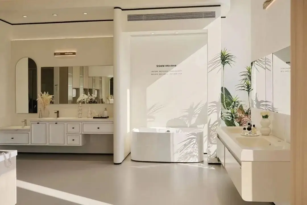 浪鯨衛浴董事長霍成基走訪終端門店 推動門店高質量發展