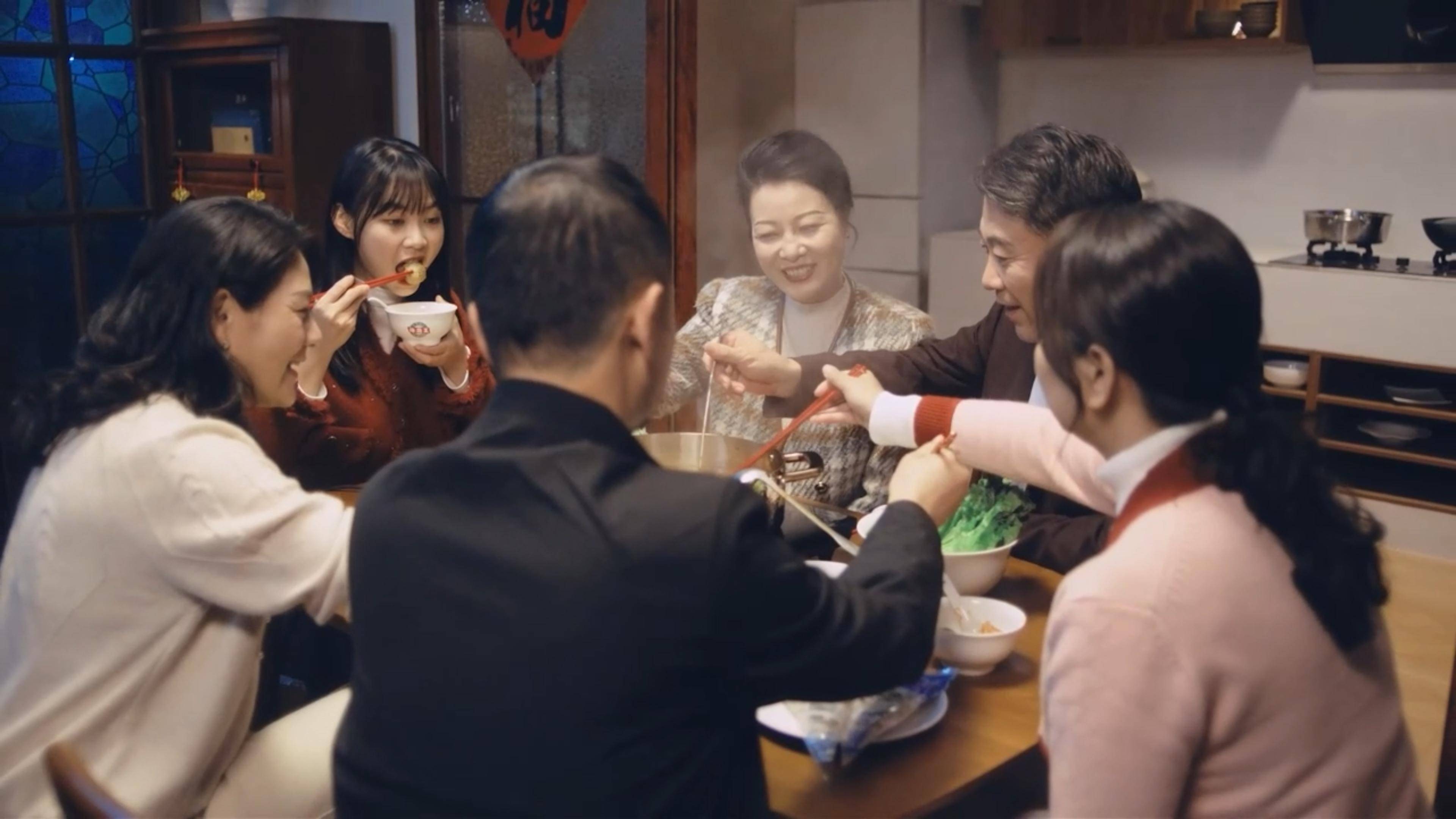 凍品“時代密碼”：從海霸王中式火鍋迭代串起國人的美食記憶