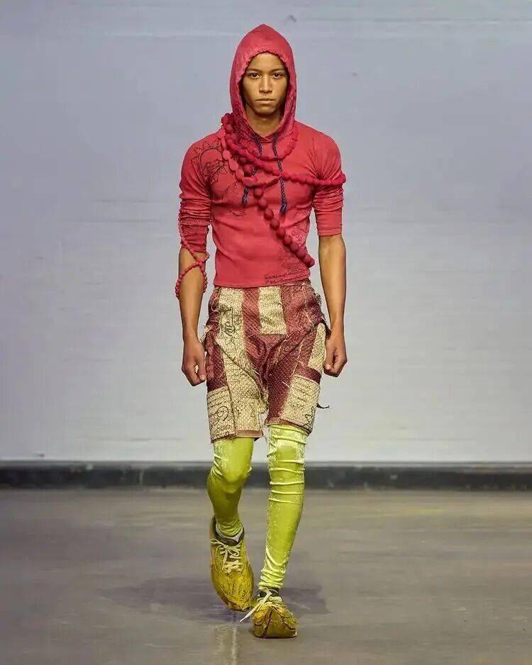 服裝畢業設計釋出 | 2026中央聖馬丁藝術與設計學院-研究生服裝畢業秀！