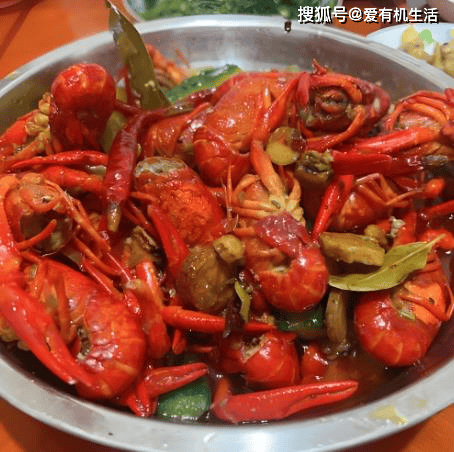 原創潛江美食三絕：一口下去，嚐盡鮮香傳奇！