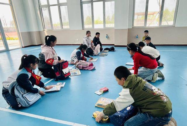 即墨區金口馬坪小學：勞動賽場育出“自理小能手”