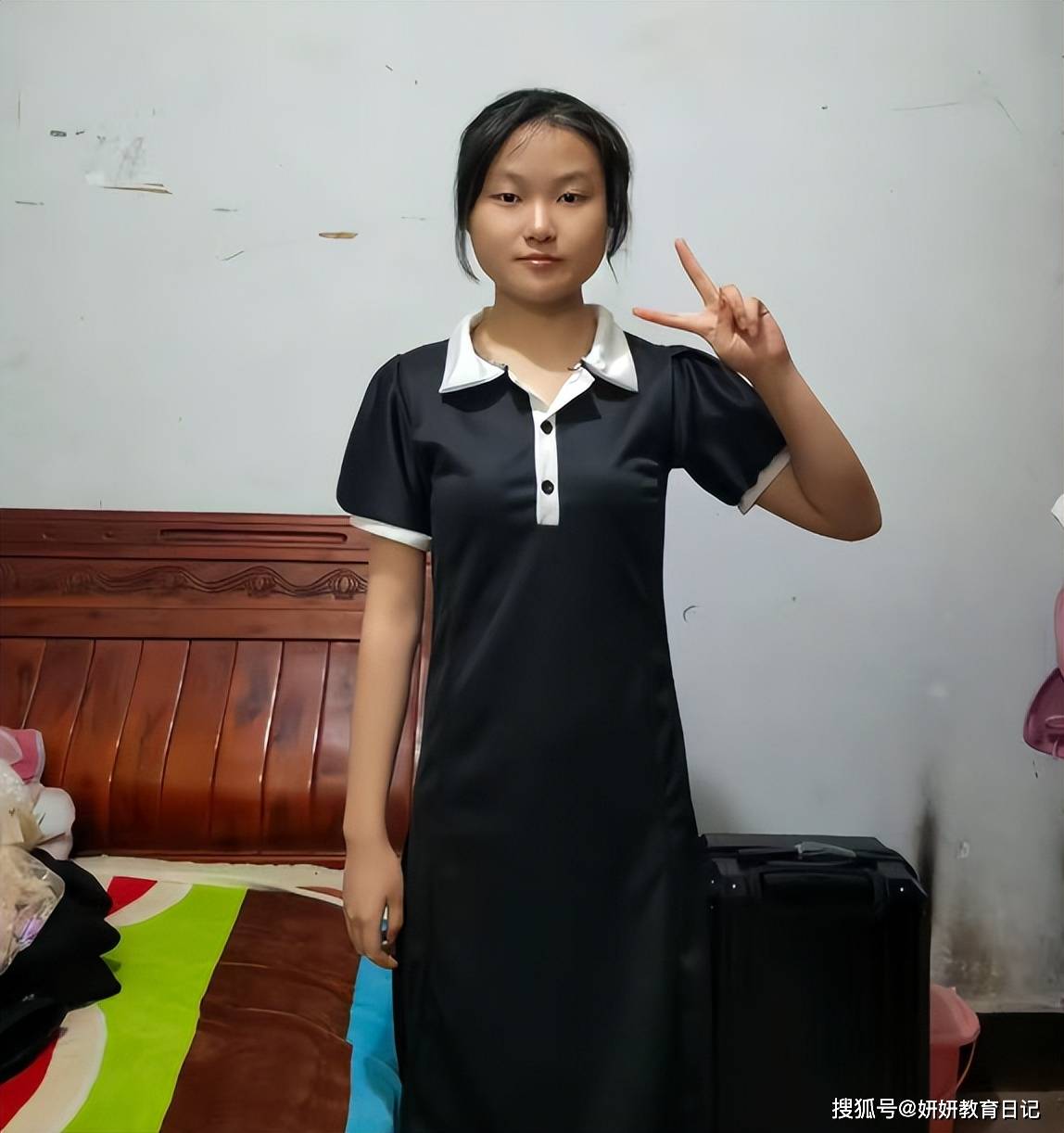 原創“求你把衣服全扔了吧”，鄉鎮女大學生0審美穿搭，讓人眼前一黑