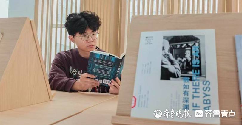 濰坊科技學院圖書館：圖書走出庫，邊邊角角有書香