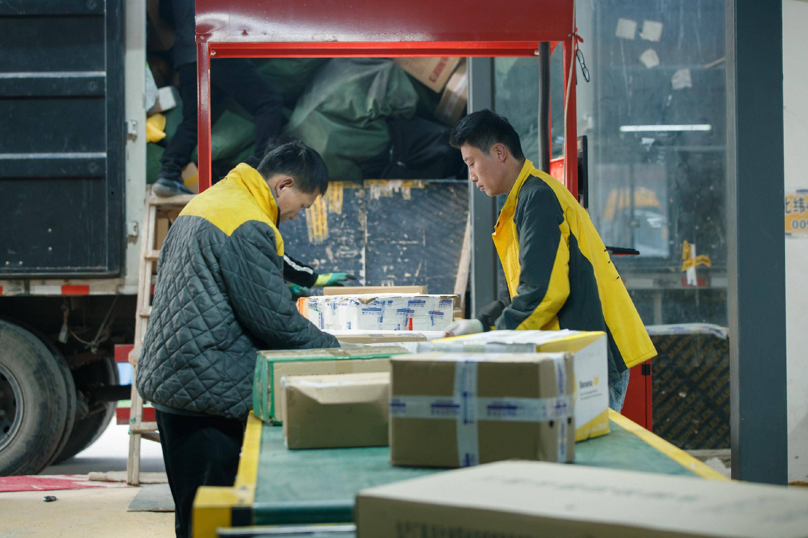 快遞業“反內卷”之後：三通一達各奔前程