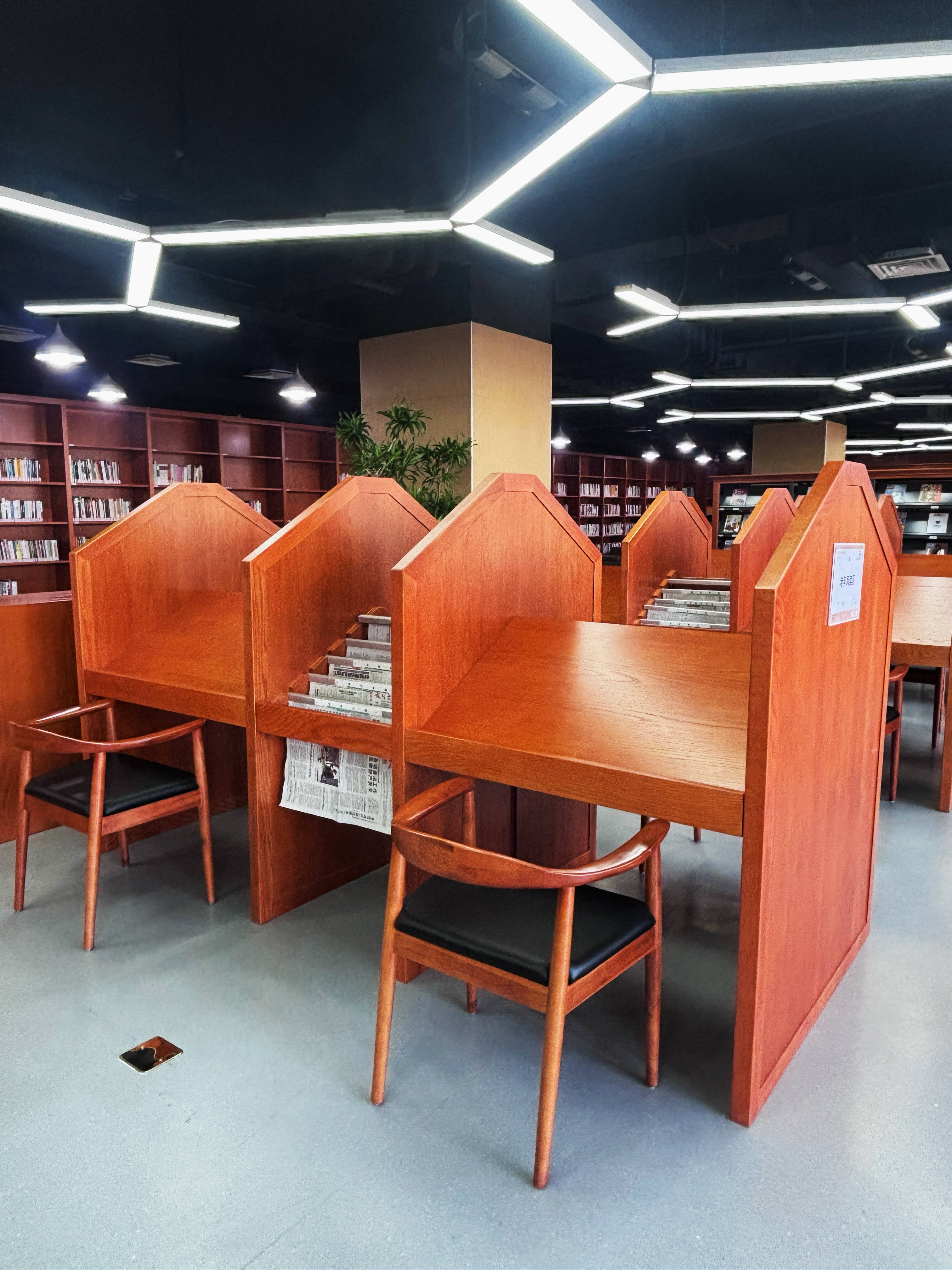 盼了快二十年的圖書館終於開放，東城又一處文化角落被點亮