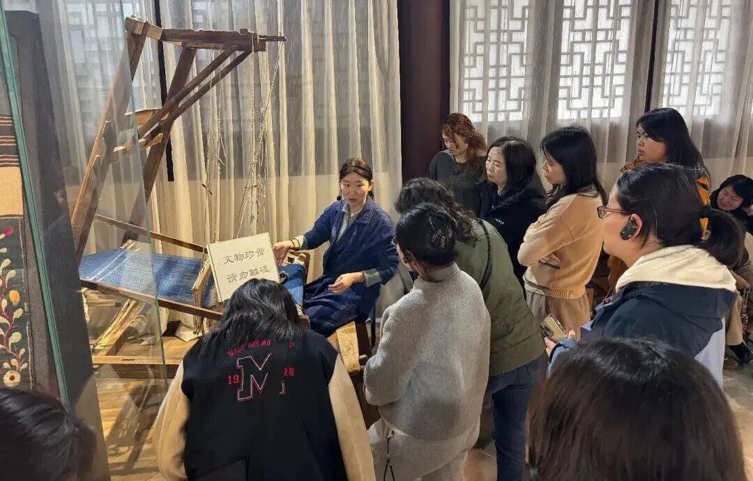 從指尖盆景到先賢文化，社羣女性開啟 “充電之旅”