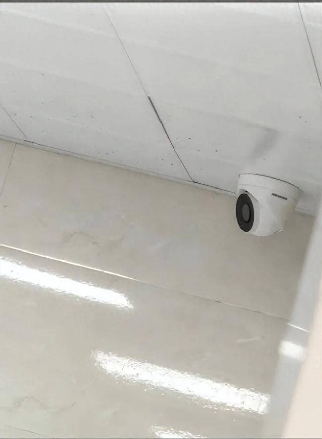 浙江一中學被曝男生廁所安裝攝像頭