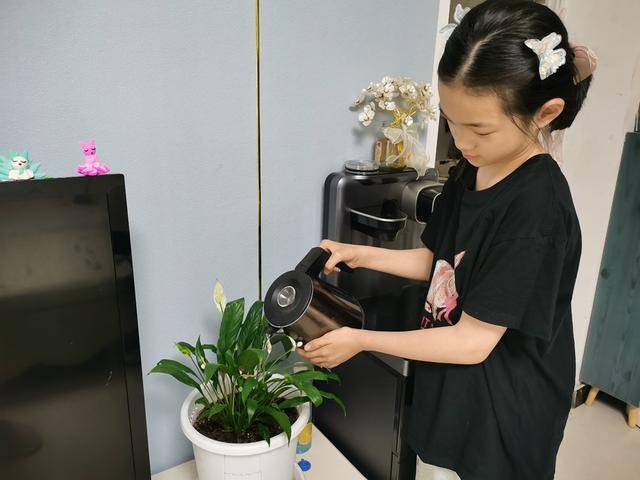 二七區藝術小學開展勞動教育主題周系列活動
