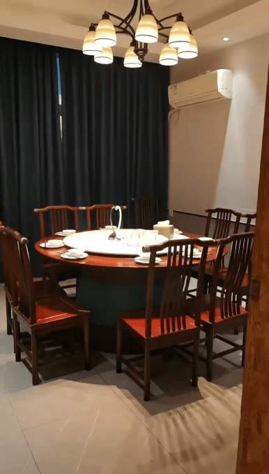 寧鄉青石小廚餐館招聘公告