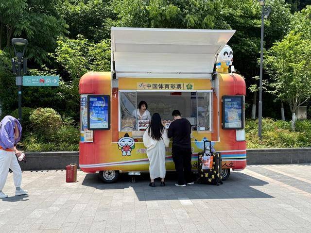 智慧假肢、AI眼鏡齊上陣，浙江這場運動會太燃了｜聚焦全國助殘日