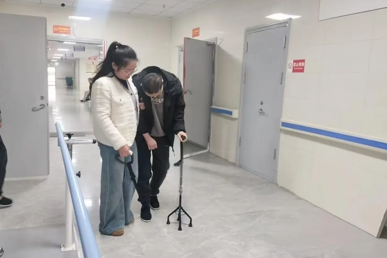 “23歲研究生被少年無證駕車撞致顱腦損傷”追蹤：當地政府為其申辦困難補助，愛心網友捐款相助