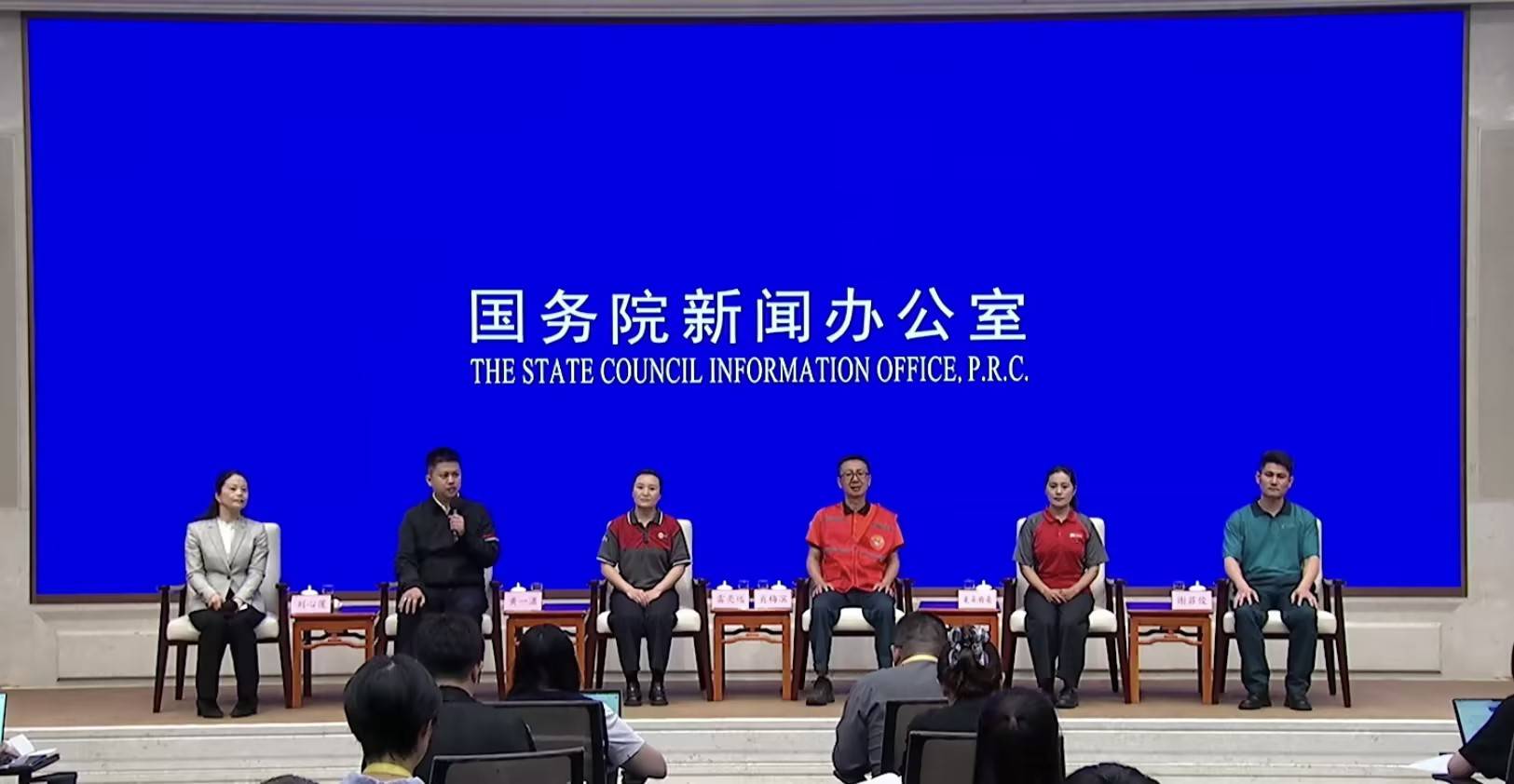 深圳90後演算法工程師讓中國快遞跑出"新速度"