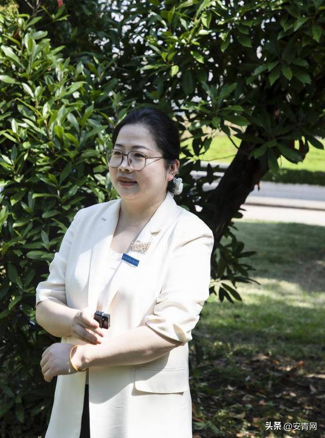 太給力了！寶藏輔導員“鄧媽”帶出超5成考研上岸率