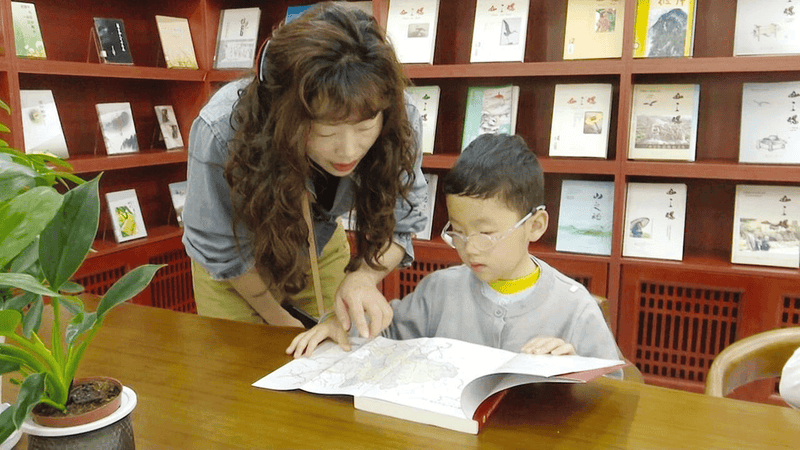 鎮巴縣圖書館地方文獻室揭牌
