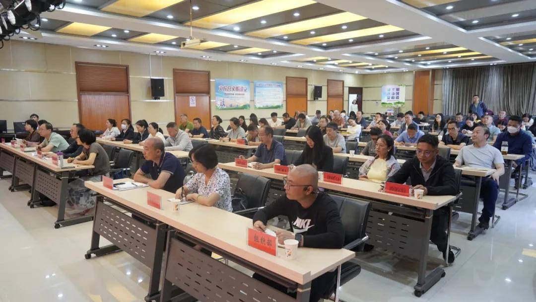 昆明市總工會召開全面深化清廉雲南昆明實踐暨樹立和踐行正確政績觀學習教育警示教育大會