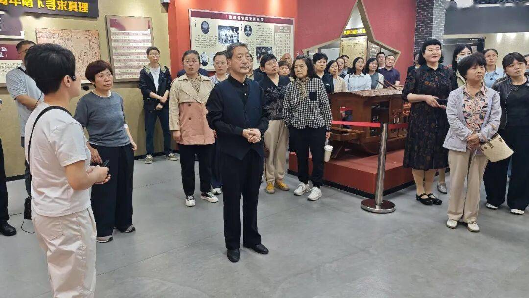 警示教育月 | 追尋紅色足跡 築牢廉潔防線——聊城市第四人民醫院組織黨員幹部開展警示教育活動