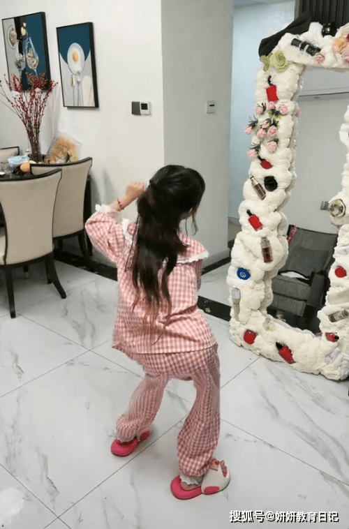 原創“我女兒這樣會被毒打”，一段對鏡練習舞蹈影片，讓家長不得勁