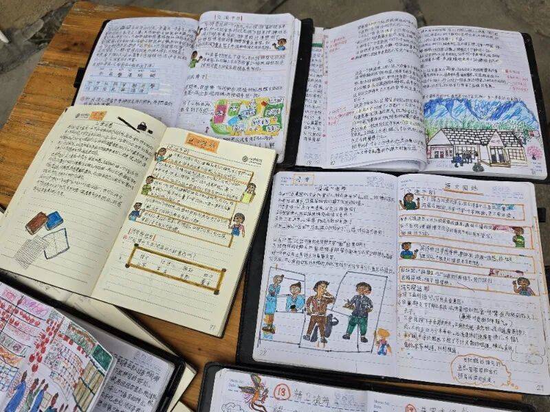 “我連名字都不會寫，要向小學生請教”