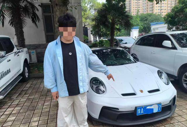 深夜飆車炸街擾民 鄭州交警快速查處