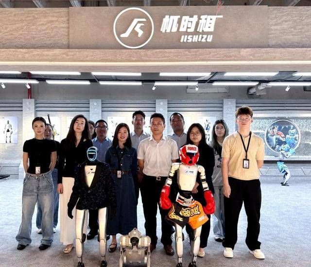 機器人租賃平臺“機時租”全國首家線下體驗店落戶上海徐家彙
