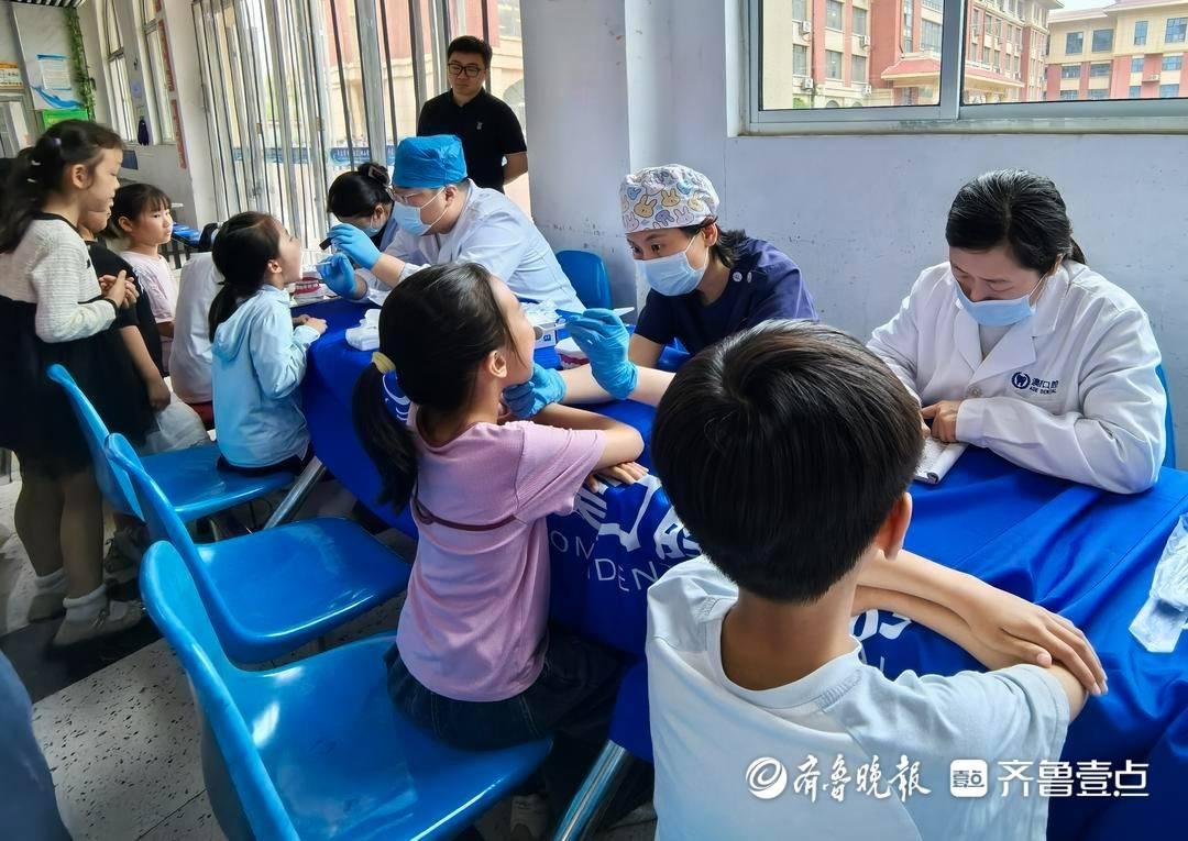 五老護航成長——市中區“五老”助健康活動走進東湖小學