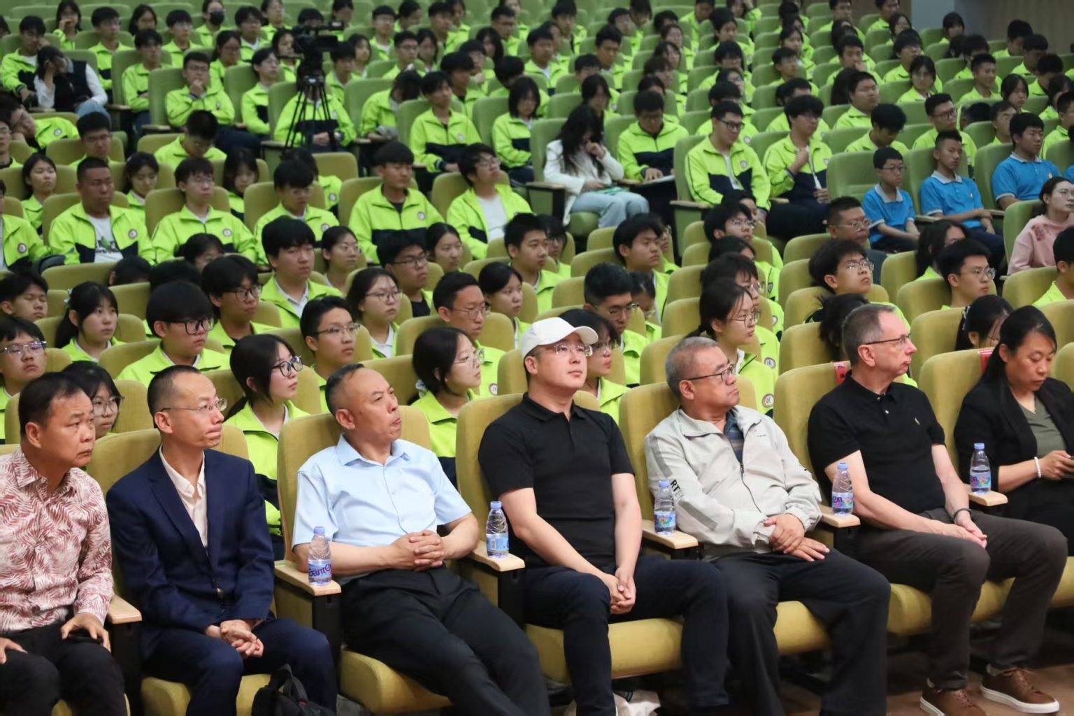 呼和浩特英華學校舉辦2026中美國際教育交流活動