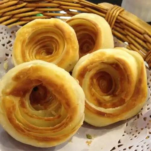 原創濟南旅遊別錯過！7 種地道美食小吃，吃透泉城魯味煙火