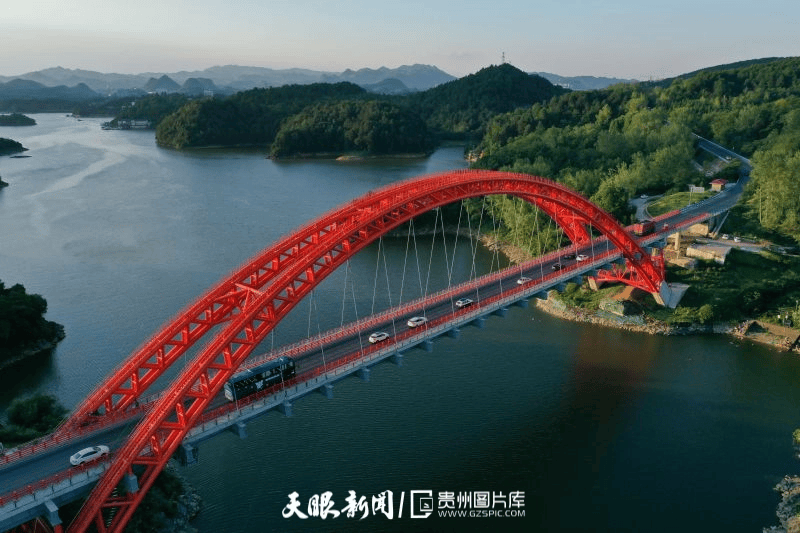 旅遊變旅居｜這些高原湖泊 讓你感受水美貴州