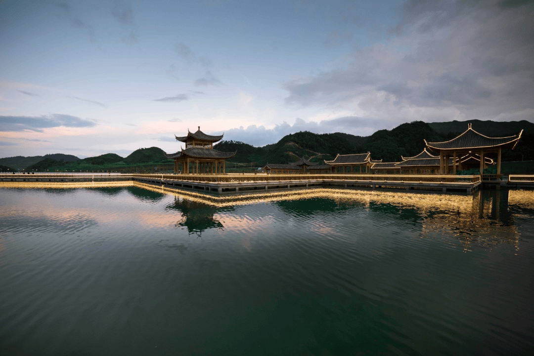 旅遊變旅居｜這些高原湖泊 讓你感受水美貴州