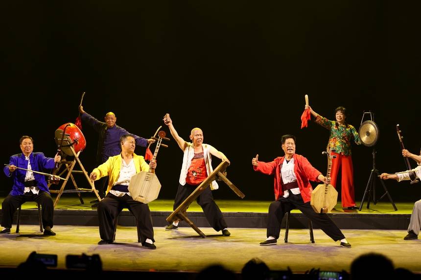 以荷為媒融文旅 舞韻三秦綻芳華——2026年中國舞蹈荷花獎精品巡演圓滿收官
