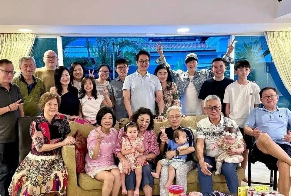 原創林俊傑要起訴親哥和嫂子了？女友七七找了律師團隊，已走法律程式