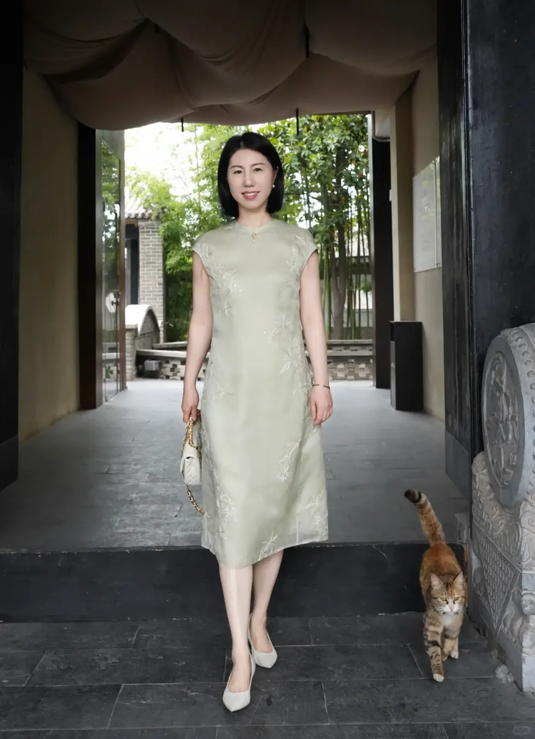 原創50+女性想要優雅高階，不靠貴，靠“鬆弛”，這位博主就是教科書