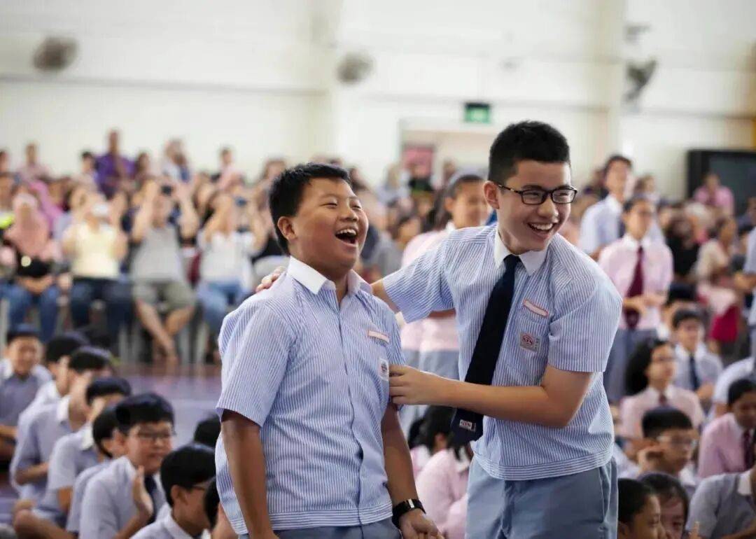 新加坡留學 | 孩子幾歲去新加坡留學最好？答案只有四個字：越早越好