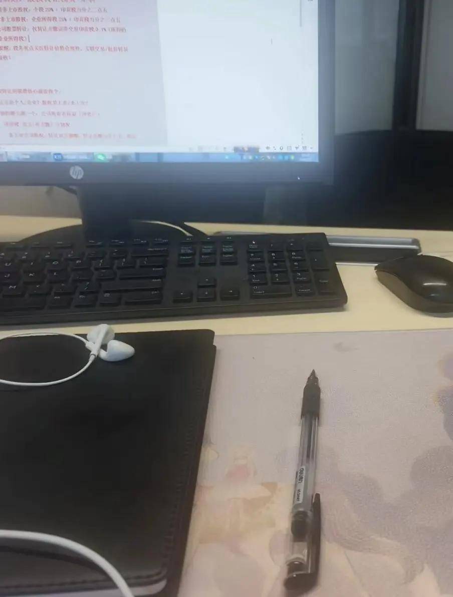 成為媽媽後，她們撿起課本，備考研究生