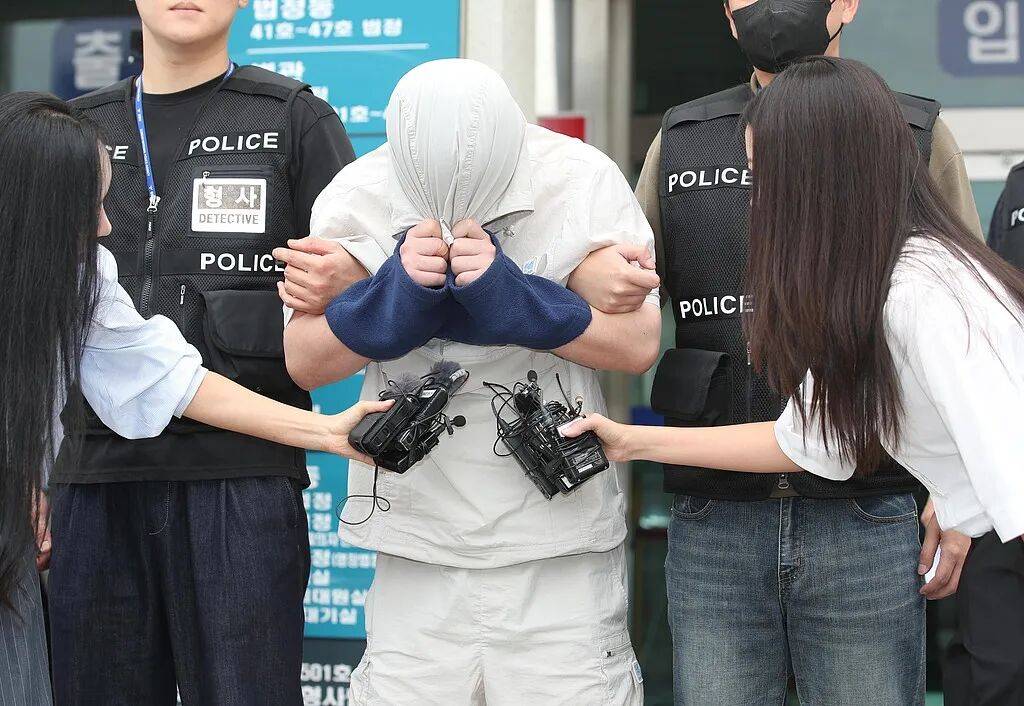 殺害中國女留學生的嫌疑人鄭某，被韓方拘捕