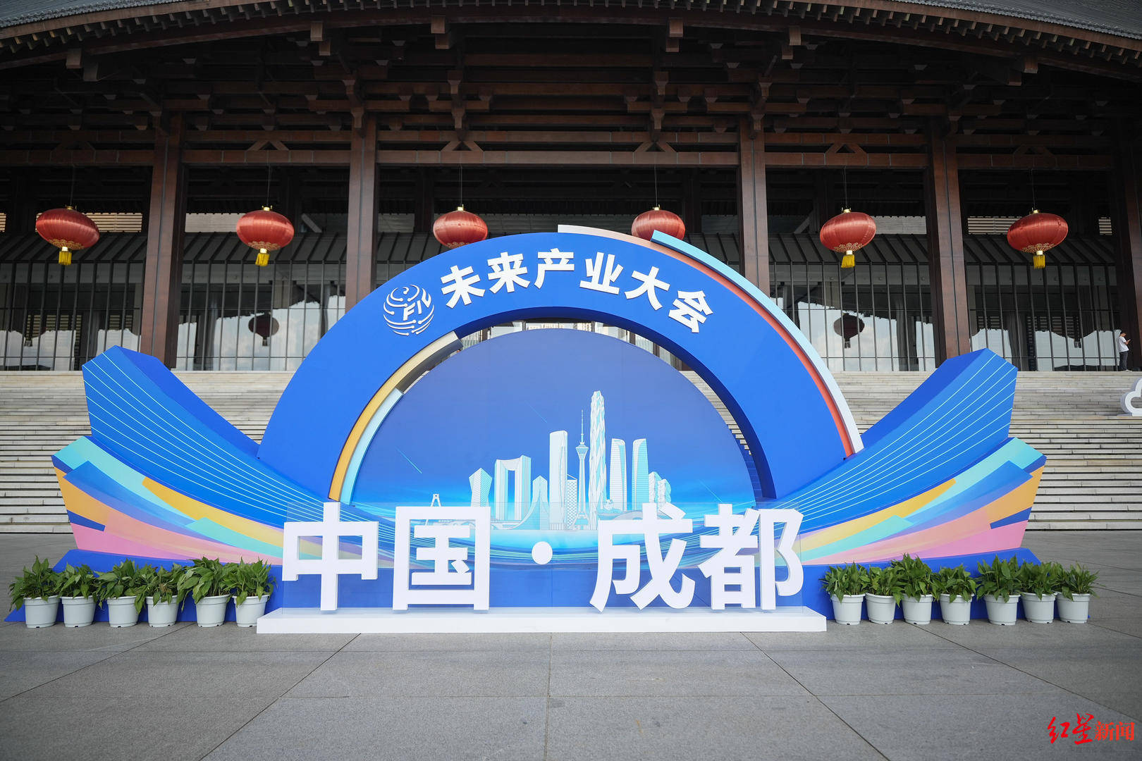 科技感拉滿！這些硬核產品亮相未來產業大會