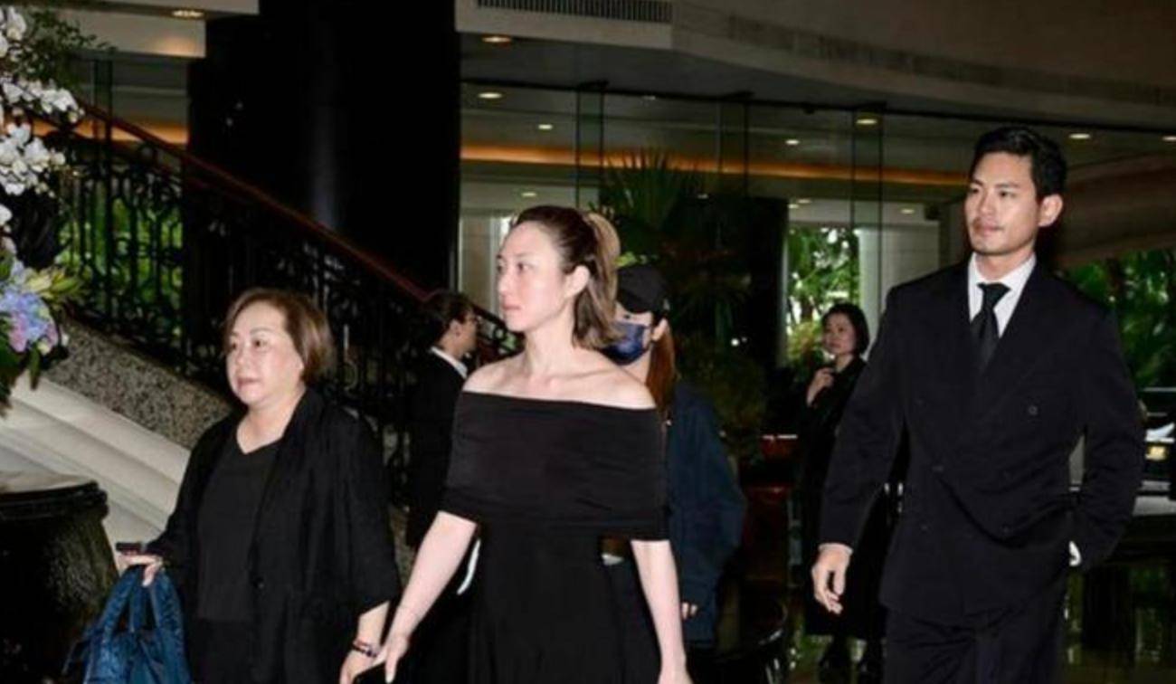 原創何超雲新歡Jony被曝非豪宅大亨，只是普通房產中介，常帶貴婦看房