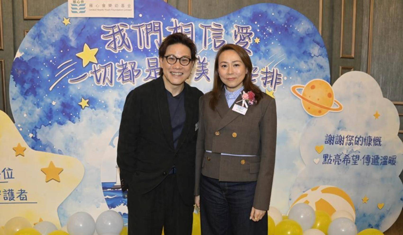 原創蘇永康被曝捐建了5所內地小學，以家人名字命名，每年帶兒子探訪