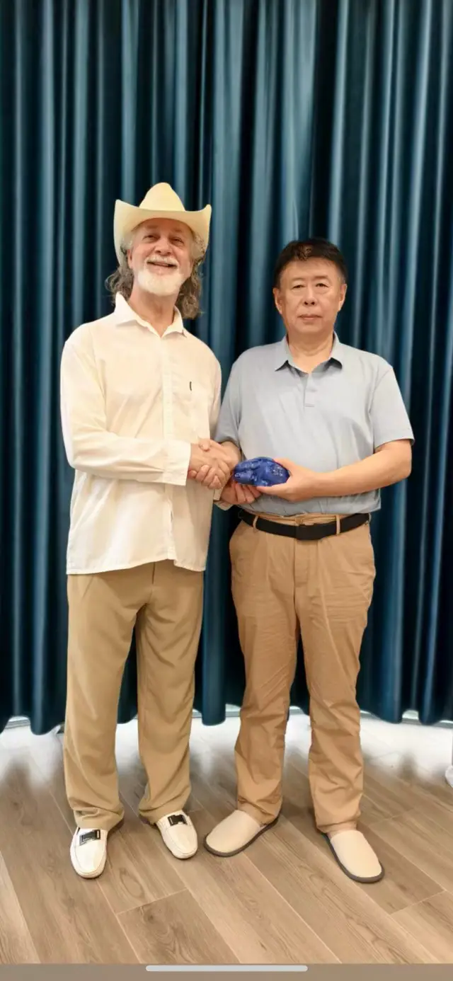 原創詩意江城：高樹蟬聲鳴不斷 春華秋實歲相酬——詩人趙鋼最新詩歌賞析