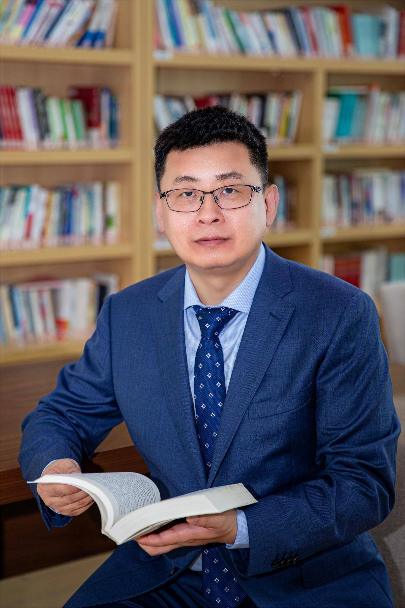 謝家祭已任廣東實驗中學附屬茂名學校黨支部書記、執行校長