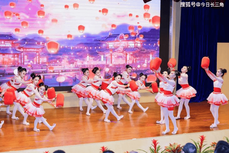福山十載 賣小領航 澤啟新程 ——記杭州市賣魚橋小學教育集團文澤外國語小學隆重舉行開校儀式