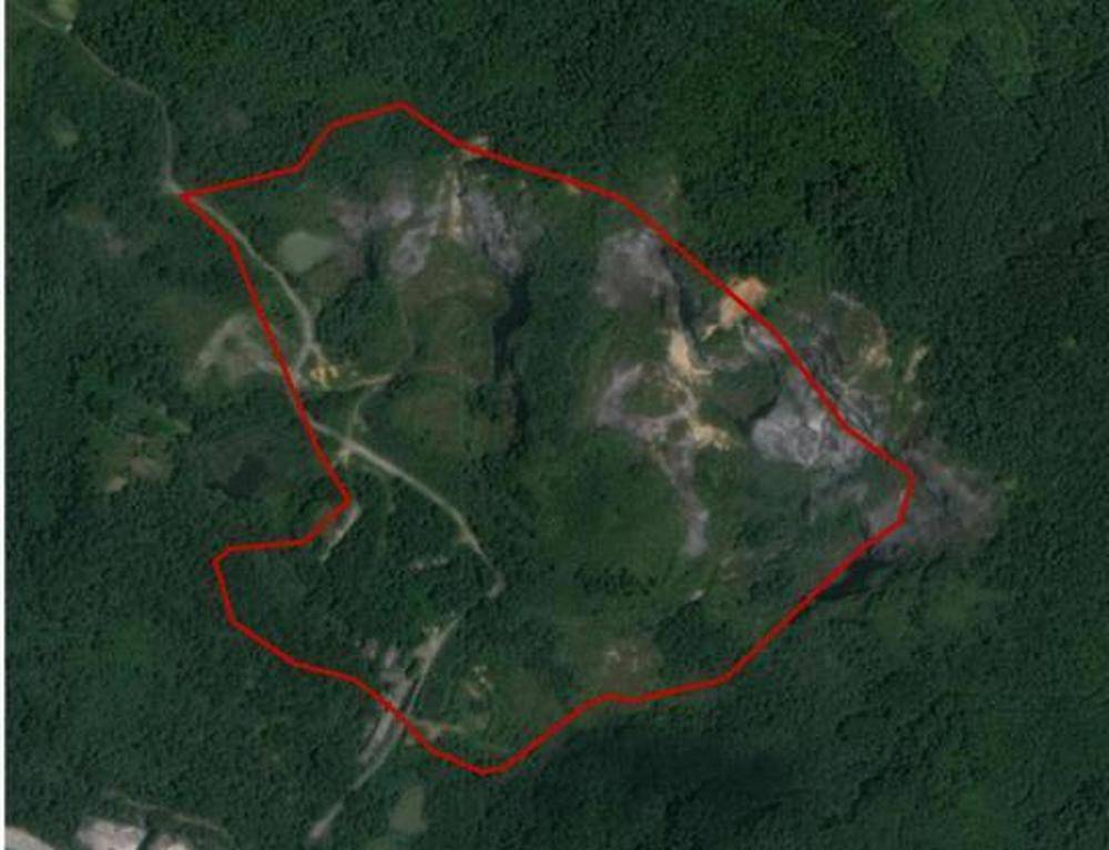 廣東雲浮市云城區政府借廢鋼鐵加工專案場地平整施工之名，違法違規批准開採水泥用灰巖被通報