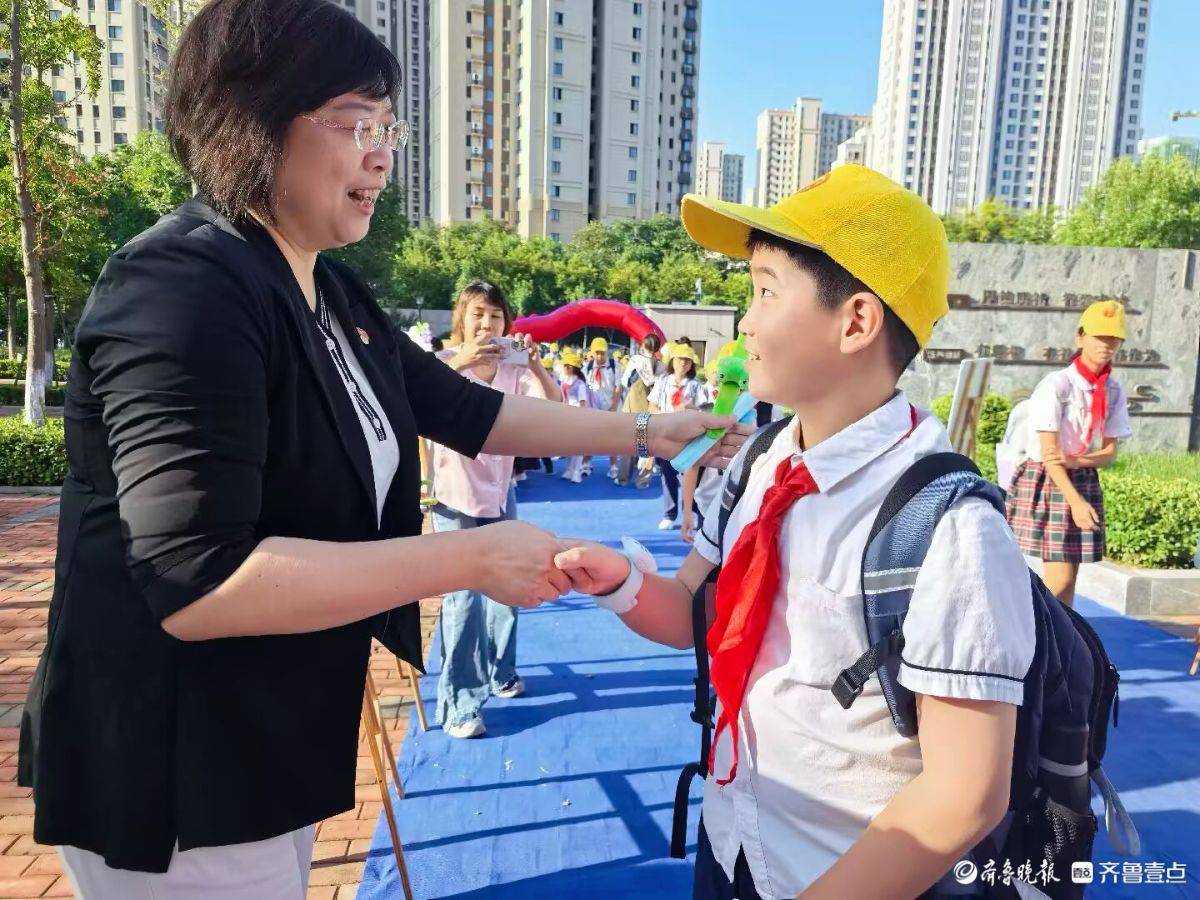 儀式啟夢迎新生，經綸小學溫情開啟入學禮