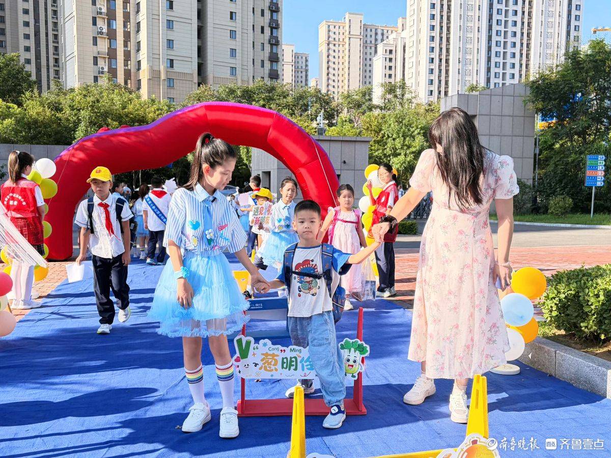 儀式啟夢迎新生，經綸小學溫情開啟入學禮