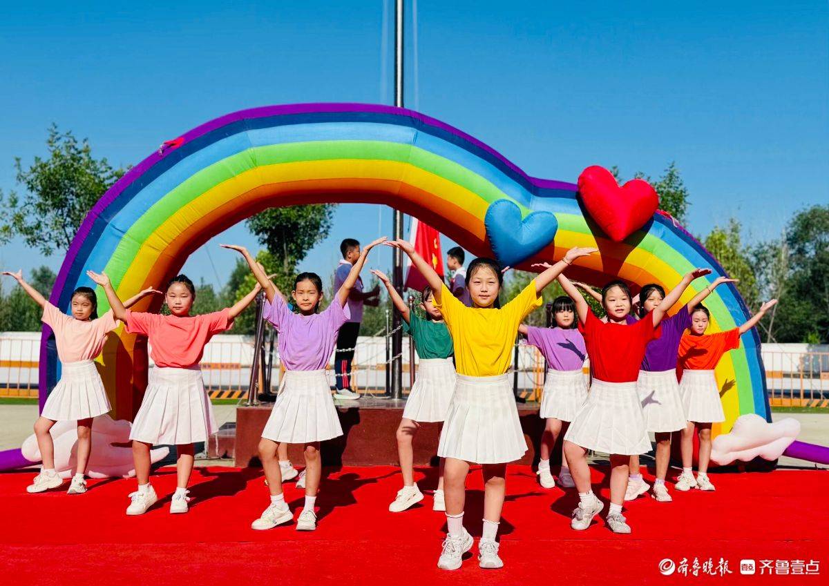 活力舞蹈、師生朗誦……濟南市天橋區周閆小學開學典禮亮點紛呈