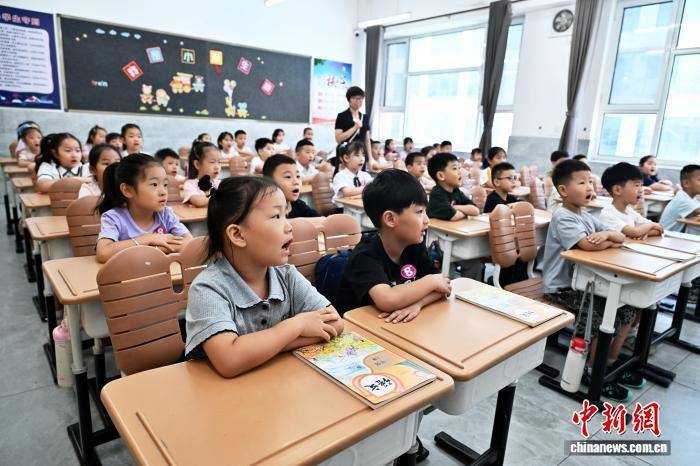 河北石家莊：小學生開啟校園新生活